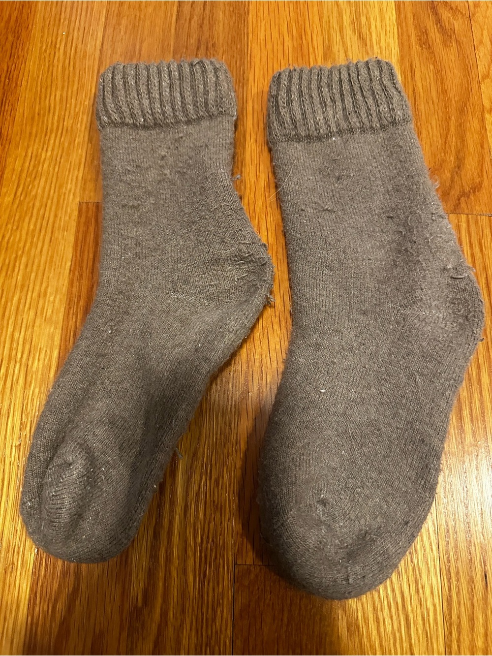 Unisex Grey Crew Socks - 1 Pair